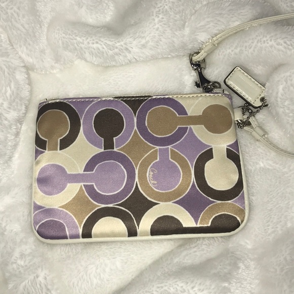 Coach wristlet - Picture 2 of 4